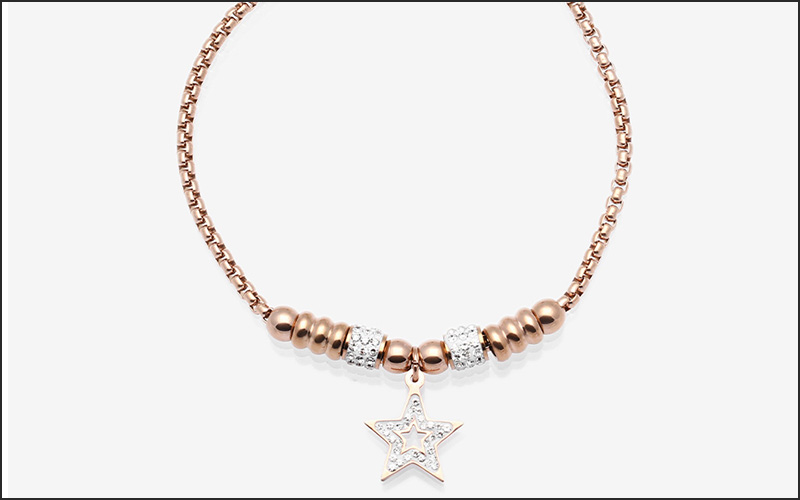 Màu sắc vàng hồng rất nổi bật